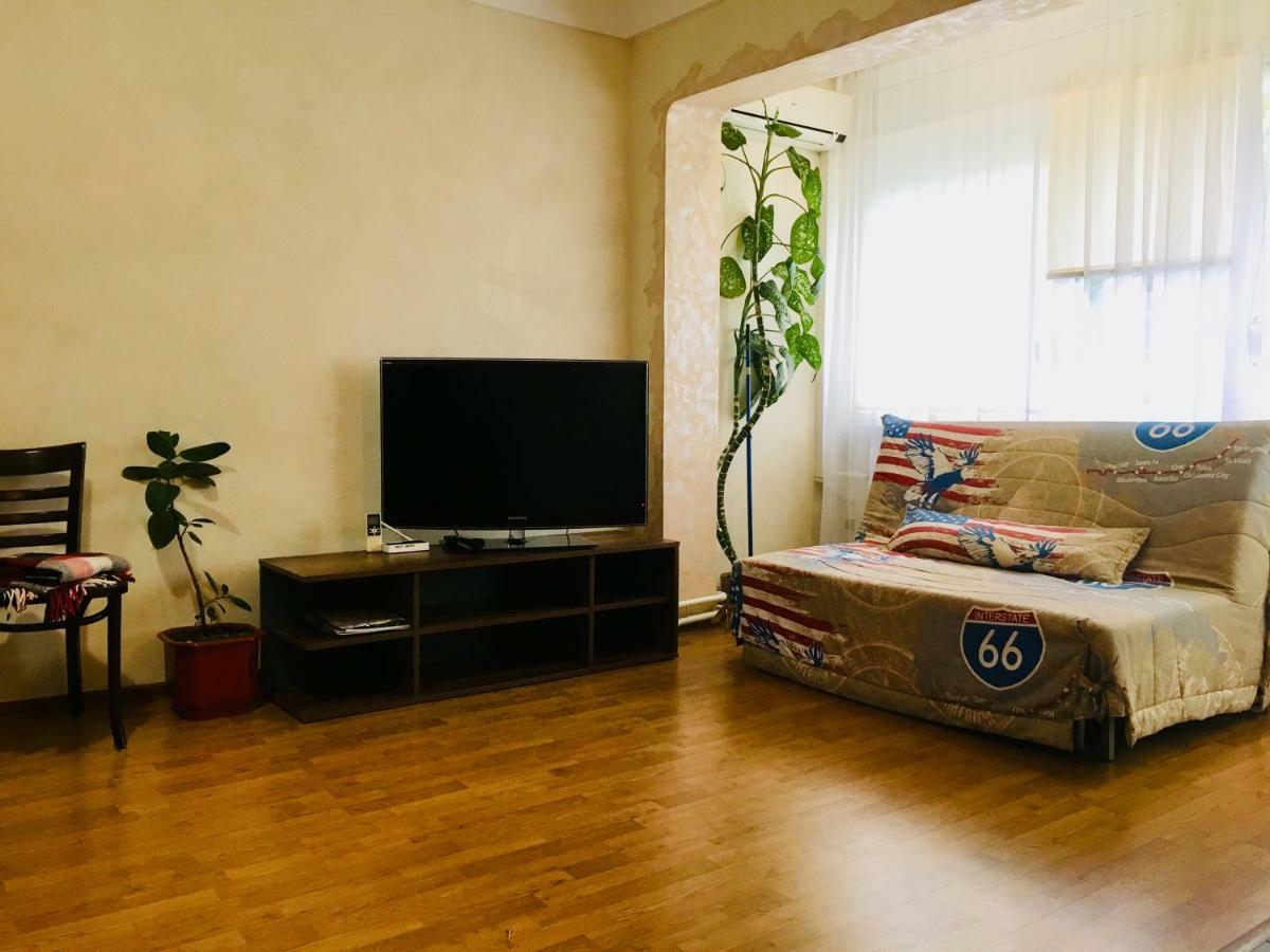 Апартаменти Peremohy Avenue 17 Київ Екстер'єр фото